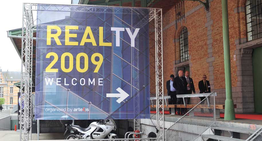 hooox - REALTY 2009
